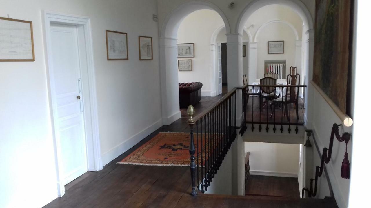 Chateau De La Lucaziere Mont-Saint-Jean  エクステリア 写真